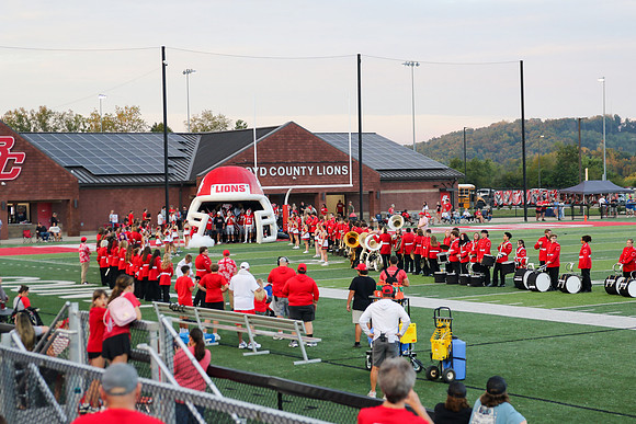 Football Game 3-04